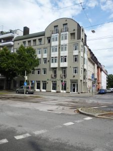 Bürohaus Schleißheimer Straße 180 mit Straße